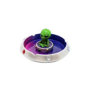 ufo-pilot-ashtray (1)